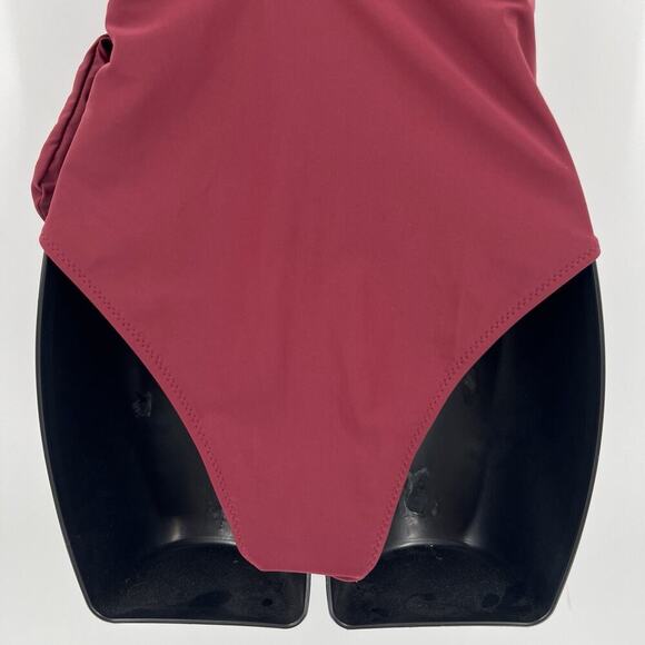 Cupshe Elegant Dance Solid One Piece Swimsuit Burgundy Red Side Tie Size Medium - Picture 8 of 10